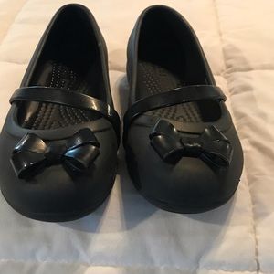 Girls Bow Crocs- Size 13